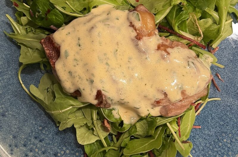 Entrecôte grillée et sa sauce béarnaise